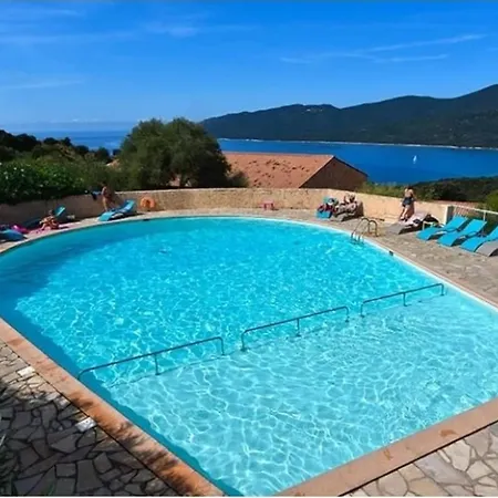 Duplex Mit Meerblick Klimaanlage Wlan In Einer Residenz Mit Swimming Apartment Serra-di-Ferro (Corsica)